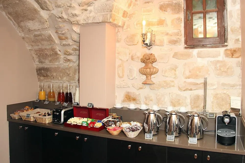 Hotel Saint-Louis En L'Isle - Notre-Dame Parigi 3*,  Francia